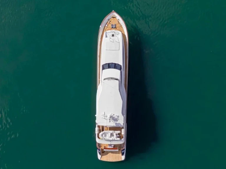 Luxury Yacht to hire Panama City Beach at the best price