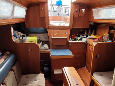 Sailboat to hire Saint-Laurent-du-Var at the best price