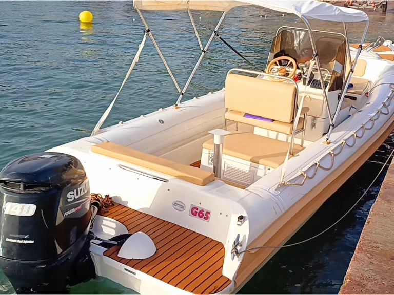 Hire a Gommonautica Gommonautica G65 Playa Sa Punta