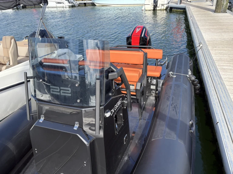 Yacht hire Ouistreham cheap Navigator 22