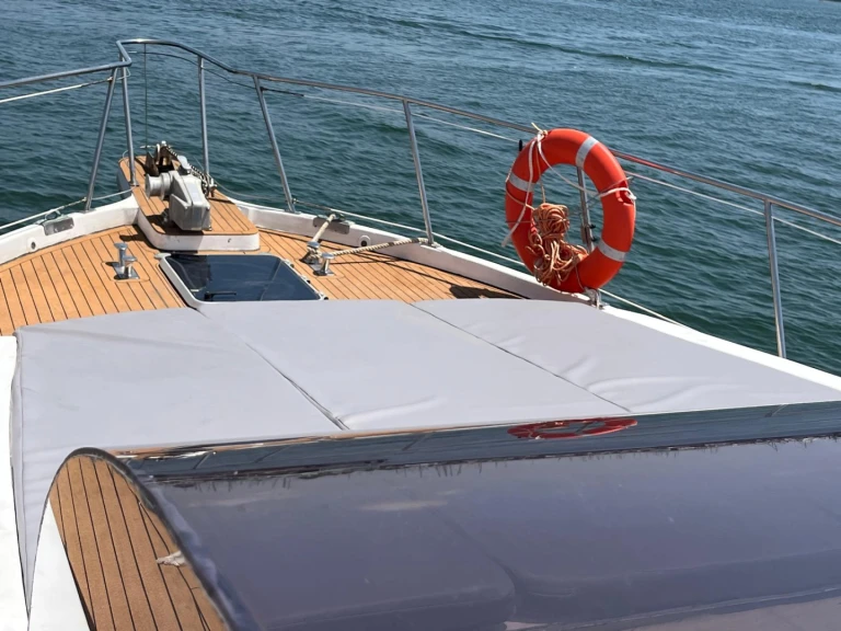 Yacht charter Sant Carles de la Ràpita - Astondoa Astondoa 110 on SamBoat