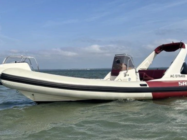 Sacs Sacs S 680 Ghost charter bareboat or skippered in  Grand Piquey