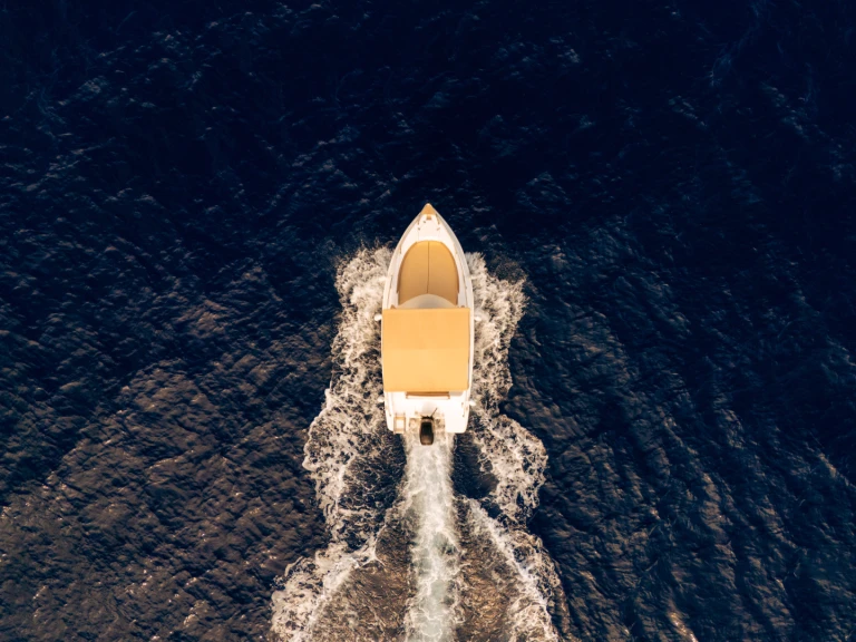 Motorboat hire in Taormina - blumax 19 pro Blumax 19 Pro