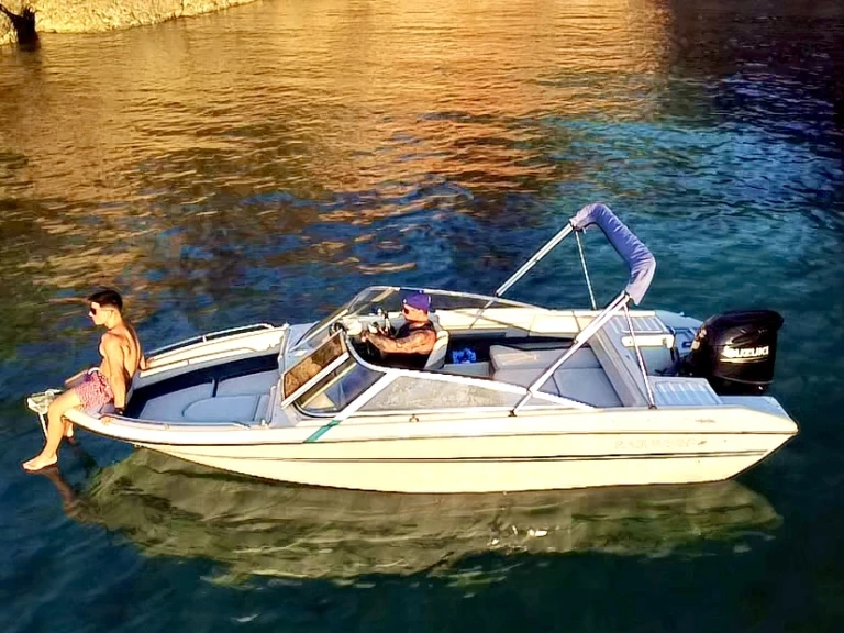 Hire a Four Winns Freedom 180 Sant Antoni de Portmany