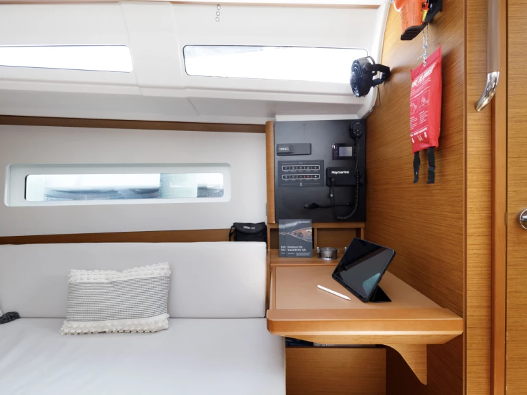 Yacht hire Kos cheap Sun Odyssey 380