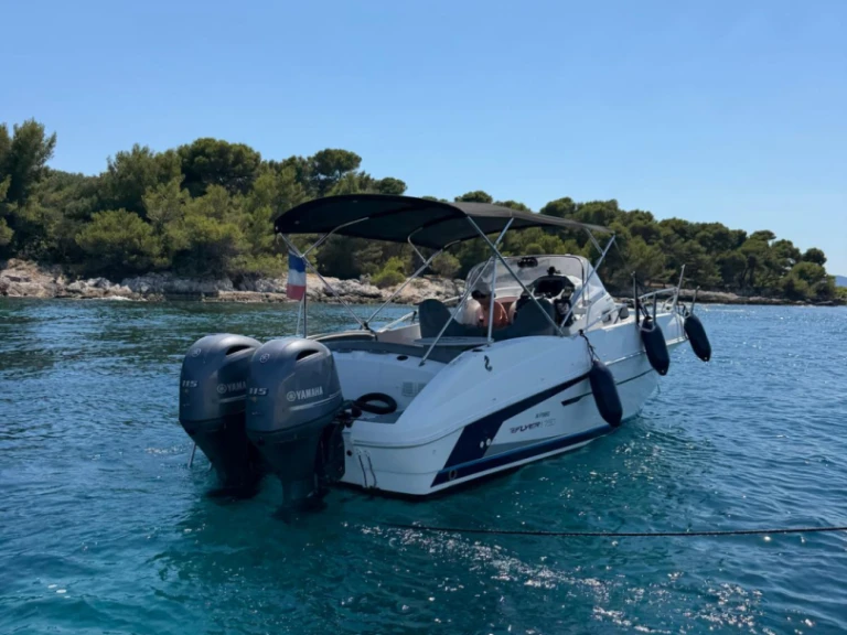Motorboat to hire Mandelieu-la-Napoule at the best price