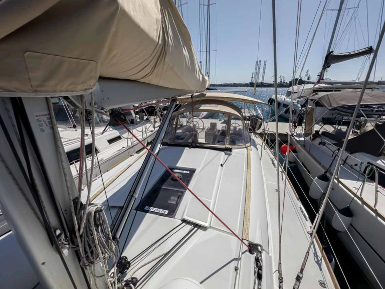 Charter a Jeanneau Sun Odyssey 449 in Pula on Samboat