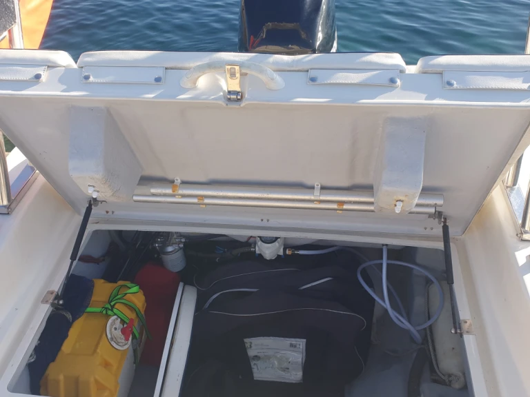 Yacht charter Marseille - Nuova Jolly King 500 exclusive on SamBoat