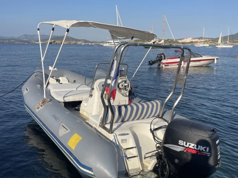 Hire a Zodiac Medline I Six-Fours-les-Plages