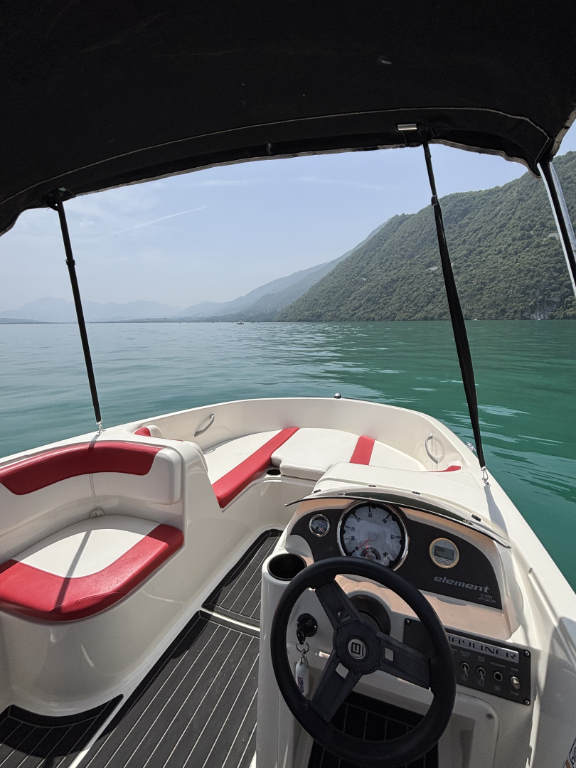 Yacht charter Grand Port d'Aix-les-Bains - Bayliner Bayliner 180 Element XL on SamBoat