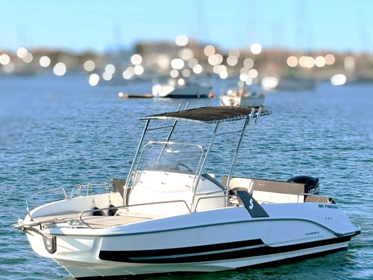 Bénéteau Flyer 6.6 SPACEdeck charter bareboat or skippered in  Hendaye