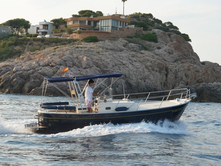 Hire Motorboat with or without skipper Mimi Sant Feliu de Guíxols