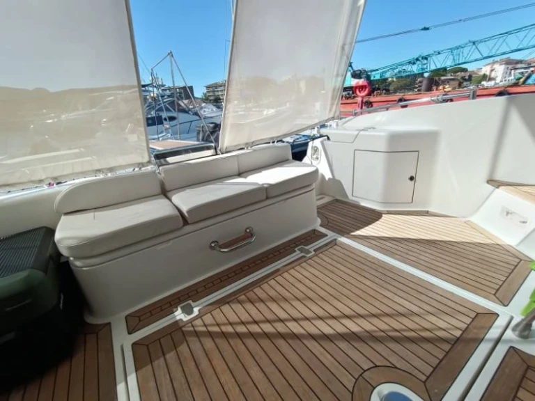 Yacht hire Porto-Vecchio cheap Azimut 40