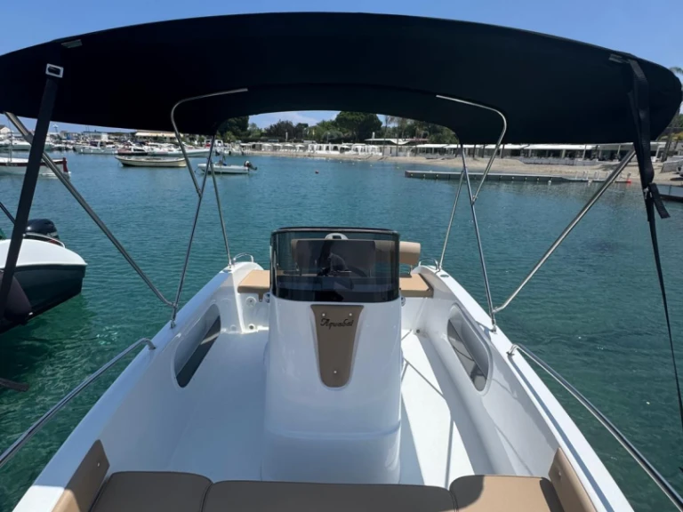 Hire a Aquabat Sport Line 19 Giardini-Naxos