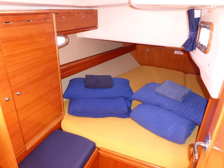Hire Sailboat with or without skipper Bavaria Palma de Mallorca