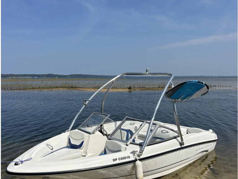 Hire a Bayliner Bayliner 175 BR Biscarrosse