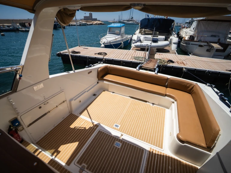 Motorboat hire in Trapani - Fiart Fiart 34 Genius