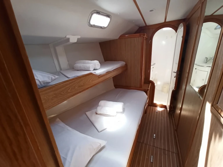 Yacht charter Kalamata - Ocean Yachts Ocean Star 51.2 on SamBoat