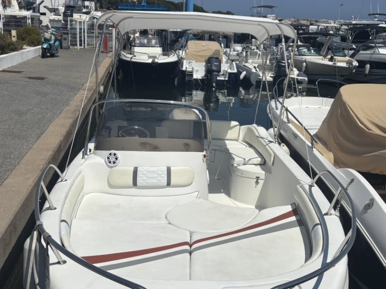 Yacht charter Sainte-Maxime - Selva Selva D 6.6 C on SamBoat