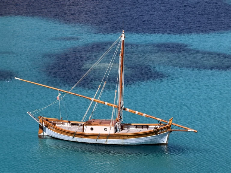 Charter a polesi motoveliero in La Maddalena on Samboat