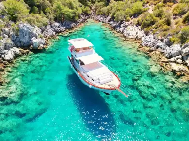 Charter a Custom Made in Göcek on Samboat