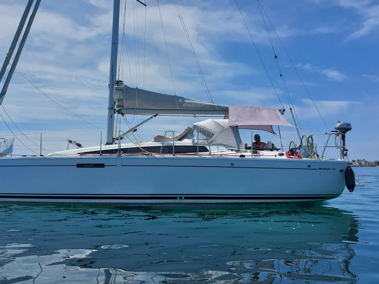 Hire Sailboat Dehler with a boat licence