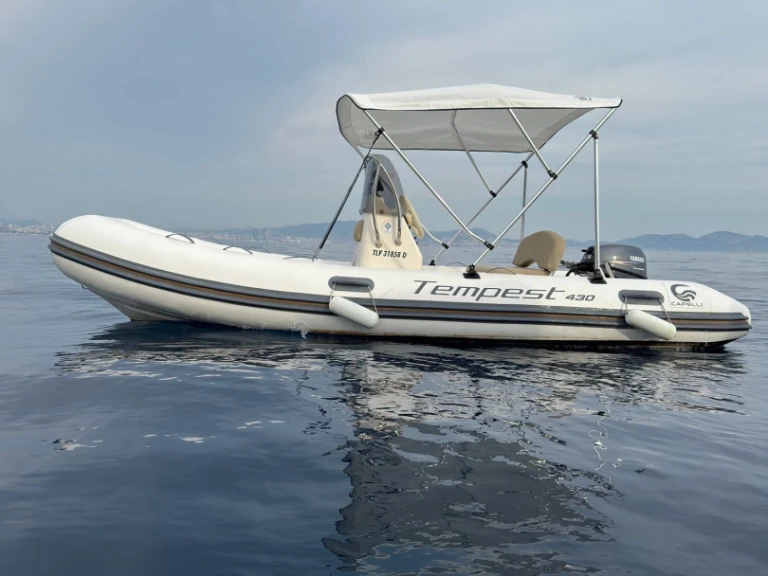 Charter a Capelli Tempest 430 in Marseille on Samboat