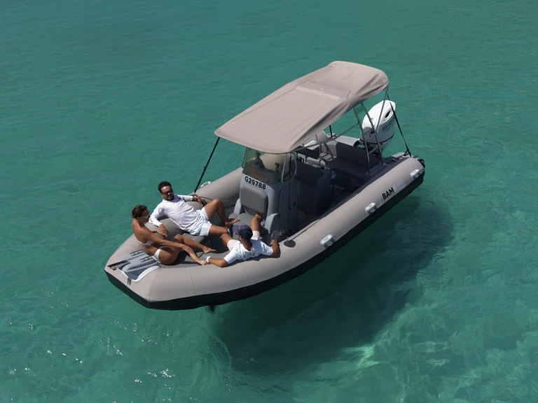 Yacht hire Saint Martin cheap Lux 655