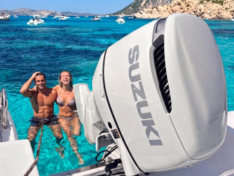 Hire Motorboat with or without skipper Saver Italy