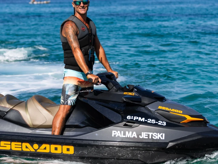 Hire a  SEADOO GTX 230 Palma de Mallorca