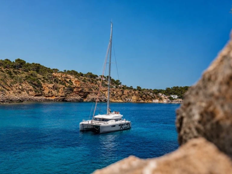 Hire Catamaran Excess with a boat licence