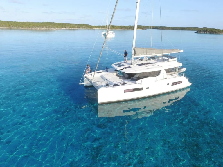 Hire a Leopard Catamarans / Robertson & Caine Leopard 45 Procida