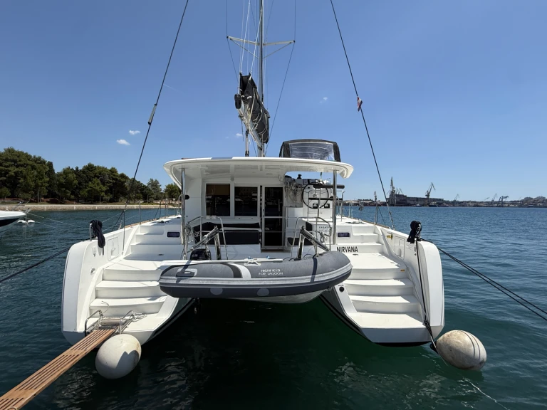 Hire Catamaran with or without skipper Lagoon Pula