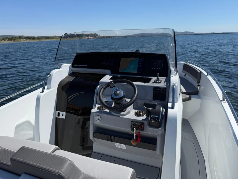 Jeanneau Cap Camarat 7.5 CC charter bareboat or skippered in  Mèze
