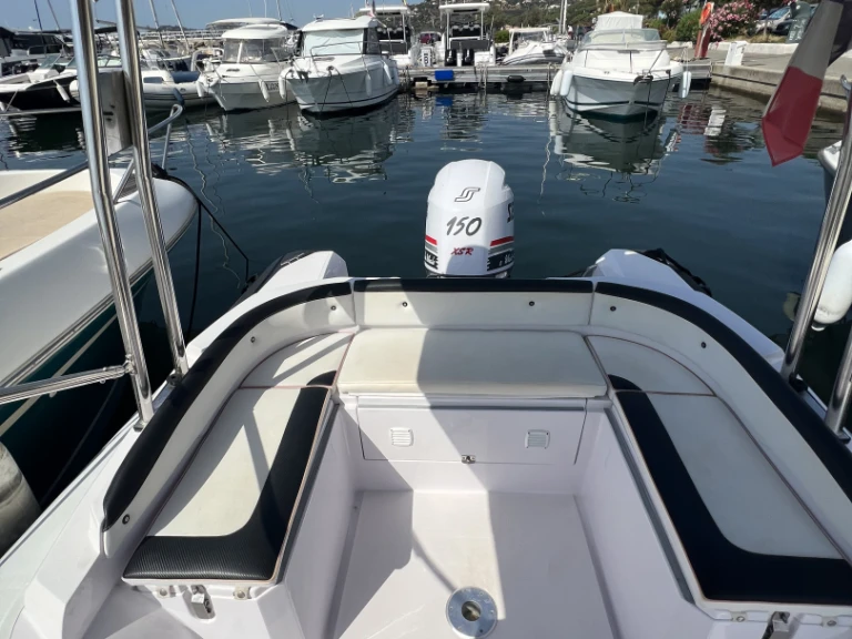 Charter a Selva SELVA 6.50 in Les Issambres on Samboat