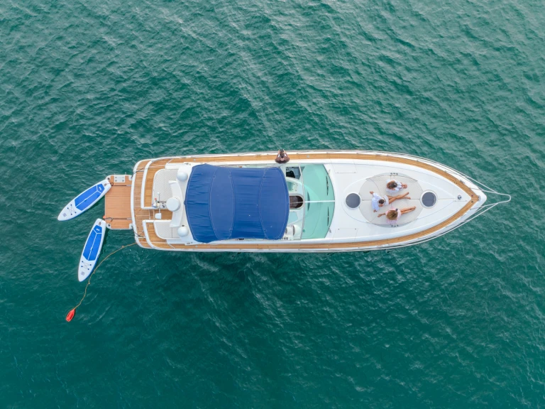Hire Motorboat with or without skipper Fairline Cascais