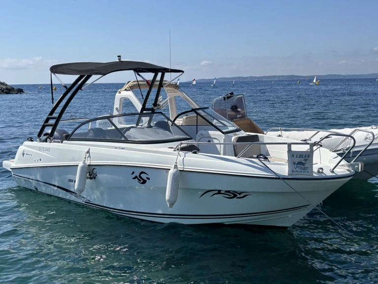 Jeanneau Cap Camarat 6.5 BR charter bareboat or skippered in  Les Issambres