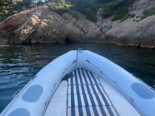 Hire RIB with or without skipper Valiant Marseille