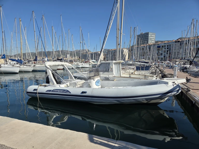 RIB to hire Toulon at the best price