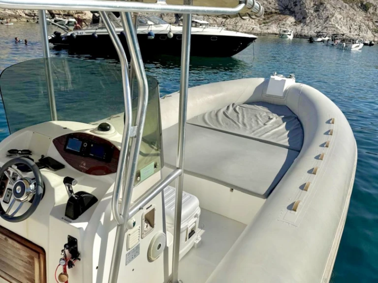 Hire RIB with or without skipper Capelli Marseille