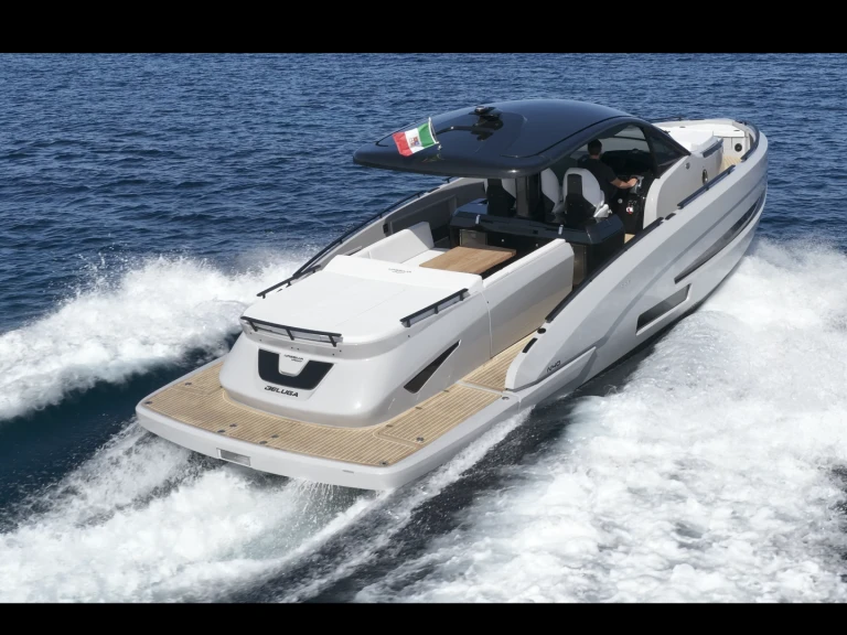 Hire Motorboat Nassima Yacht  with a boat licence