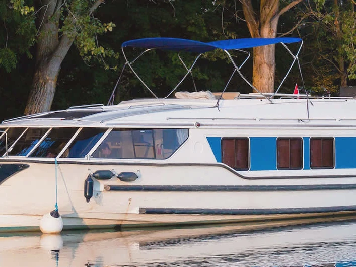 Yacht charter Portiragnes - Le Boat Vision 3 on SamBoat