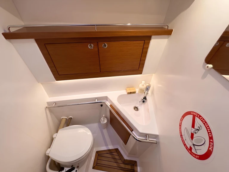 Yacht hire Pula cheap Impression 45.1
