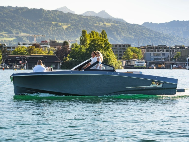Hire Motorboat with or without skipper GANZ Boats Zurich