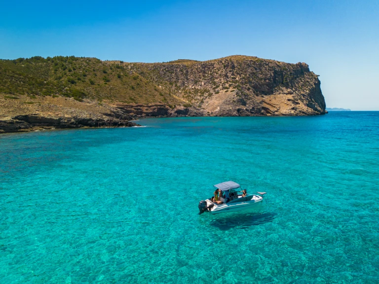 Hire Motorboat with or without skipper Arkos Alcúdia