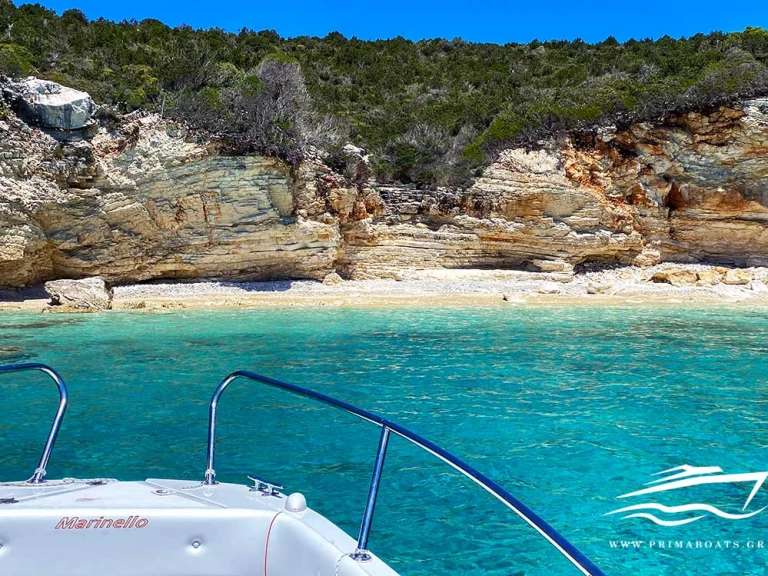 Hire a Marinello Eden 590 Gaios