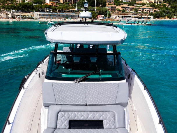 Hire Motorboat with or without skipper Axopar Ajaccio