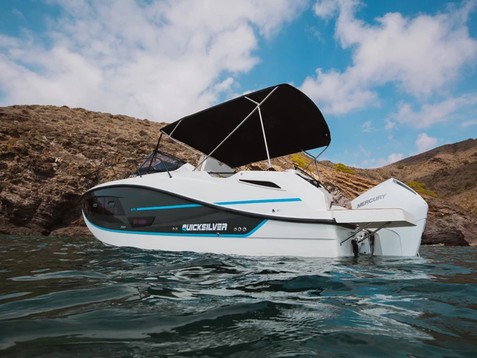 Motorboat to hire Hyères at the best price