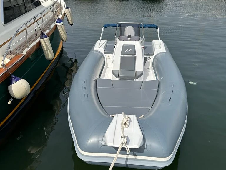 RIB to hire Porto di Mergellina at the best price