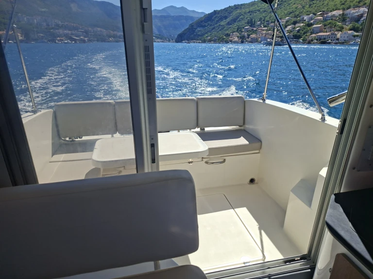 Yacht charter Dubrovnik - Quicksilver Activ 705 Weekend on SamBoat